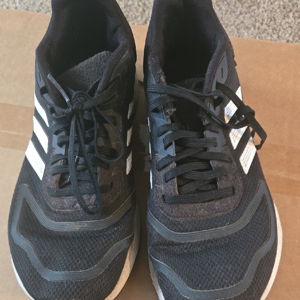 ADIDAS Duramo 10 Black and White Sneakers Size 5Y